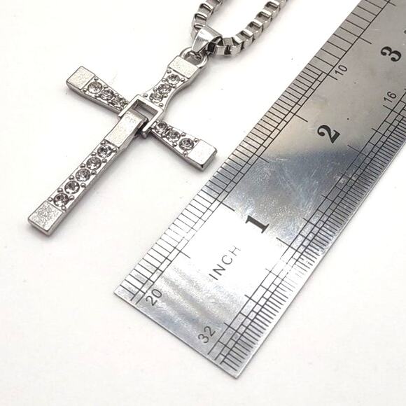 Stainless CZ Diamonds Cross Necklace Fast & Furious Vin Diesel Birthday Gift NEW - Picture 1 of 5